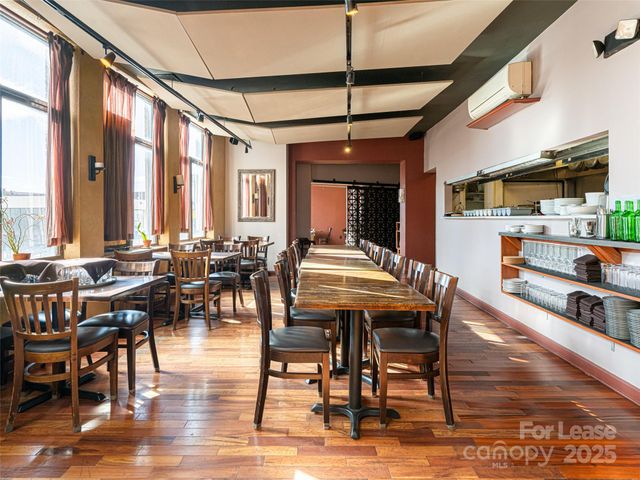 24 Wall Street, Asheville, NC 28801