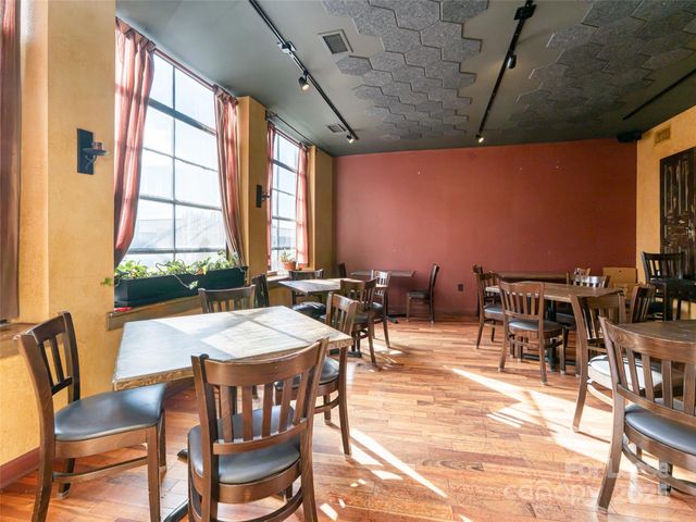 24 Wall Street, Asheville, NC 28801