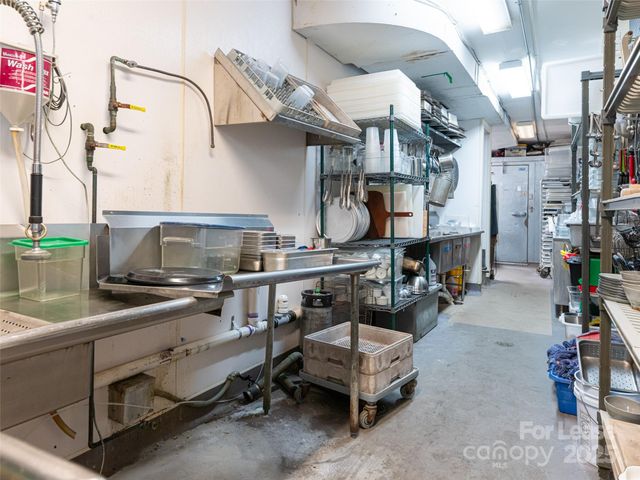 24 Wall Street, Asheville, NC 28801