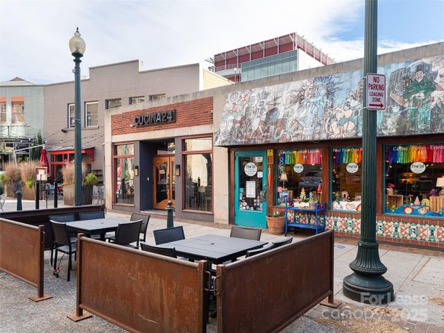 24 Wall Street, Asheville, NC 28801