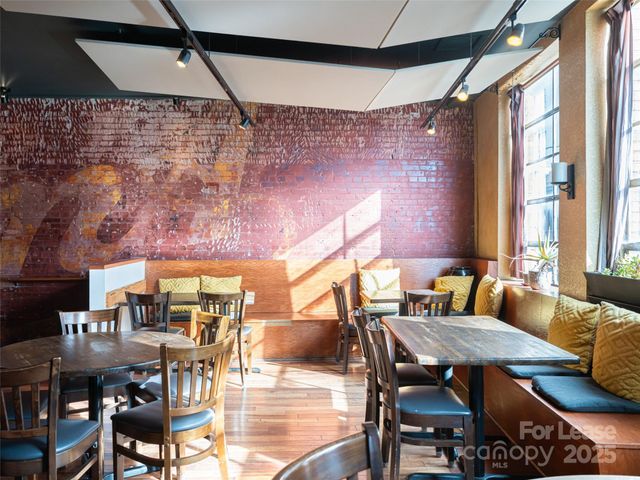 24 Wall Street, Asheville, NC 28801