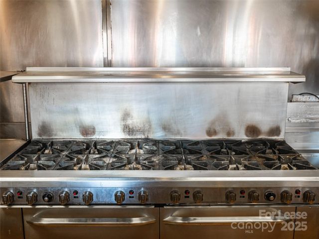 24 Wall Street, Asheville, NC 28801