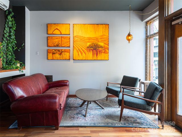 24 Wall Street, Asheville, NC 28801