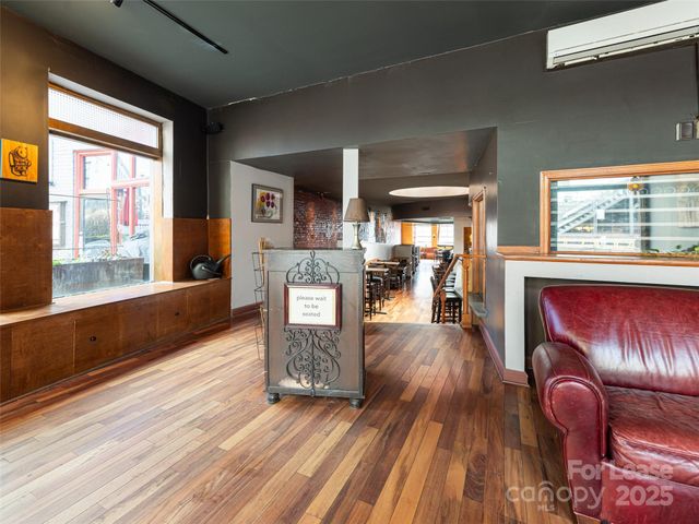 24 Wall Street, Asheville, NC 28801