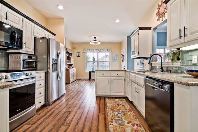 113 Skinner Street, Centerton, AR 72719