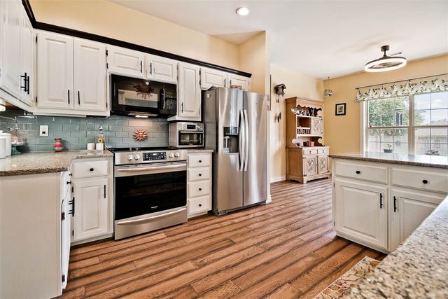 113 Skinner Street, Centerton, AR 72719