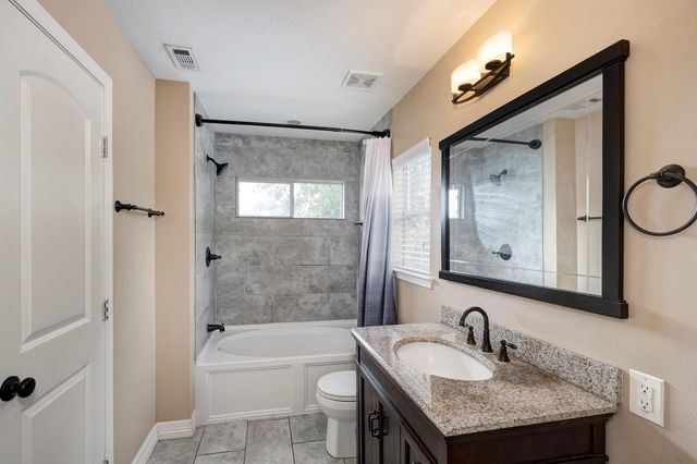 1915 Sable Glen Court, Richmond, TX 77469