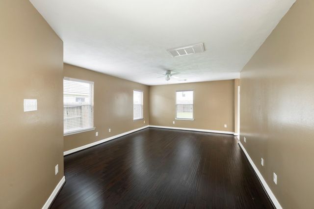 1915 Sable Glen Court, Richmond, TX 77469