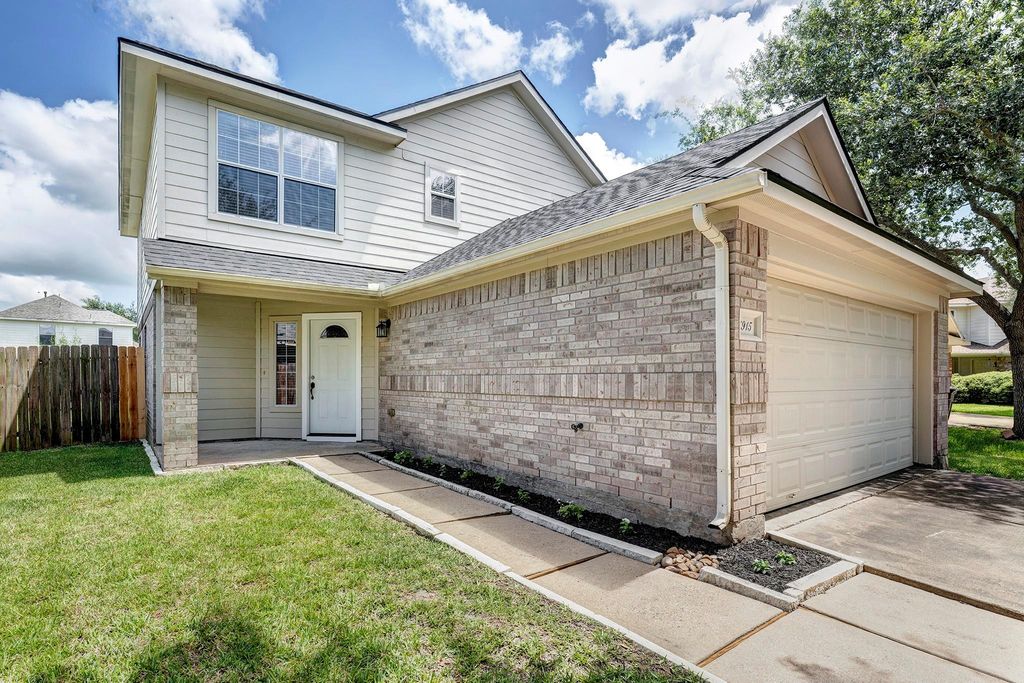 1915 Sable Glen Court, Richmond, TX 77469