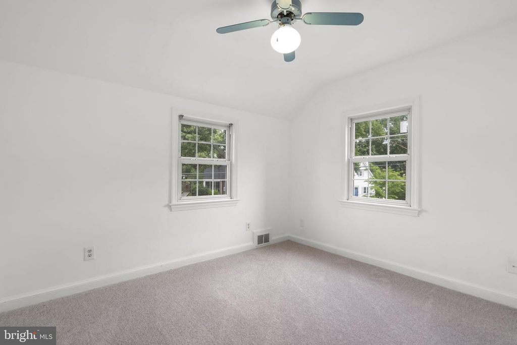 Image 30 of property listing at 10511 LORAIN AVE, Silver Spring, MD 20901
