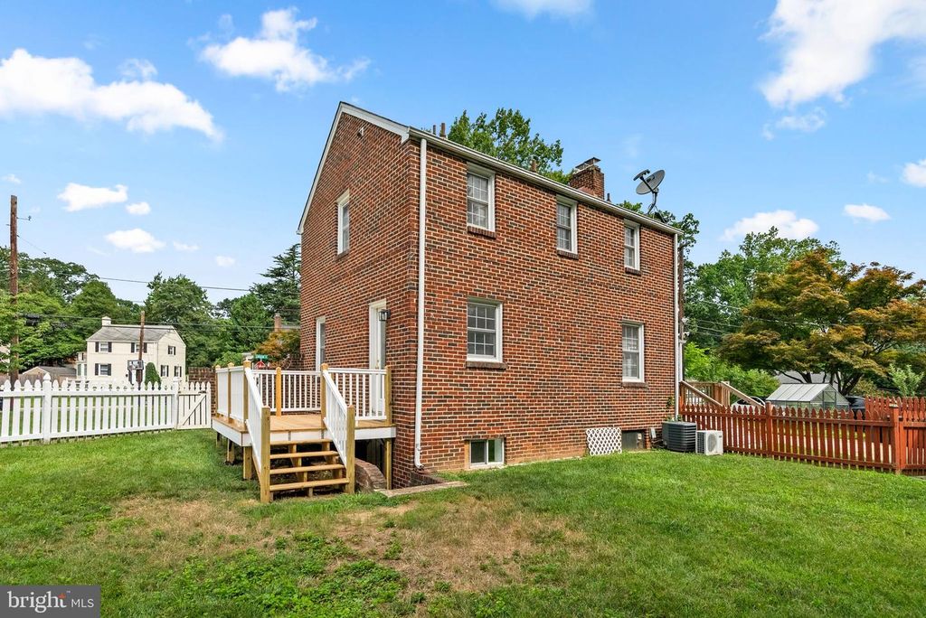 Image 42 of property listing at 10511 LORAIN AVE, Silver Spring, MD 20901