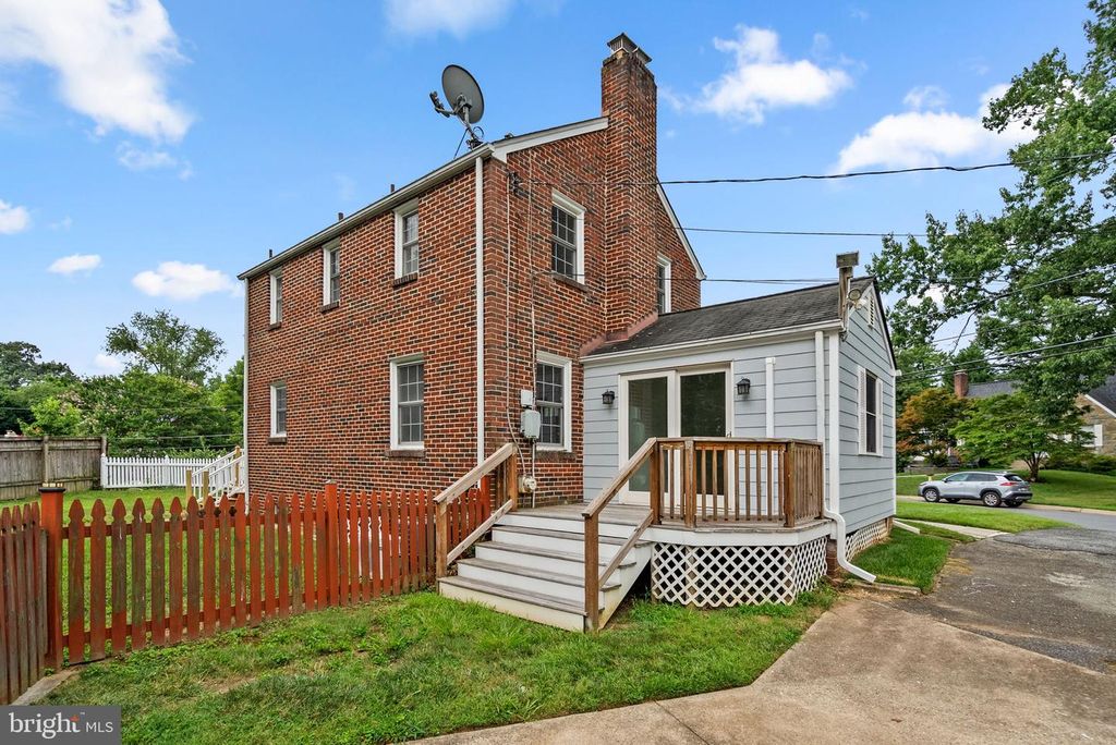 Image 45 of property listing at 10511 LORAIN AVE, Silver Spring, MD 20901