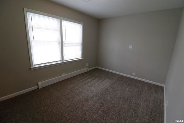 301 E MELBOURNE Avenue, Peoria, IL 61603