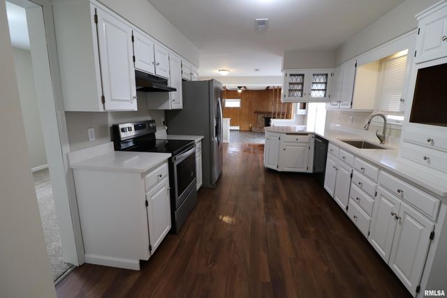 301 E MELBOURNE Avenue, Peoria, IL 61603