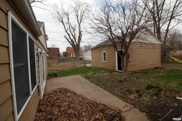 301 E MELBOURNE Avenue, Peoria, IL 61603