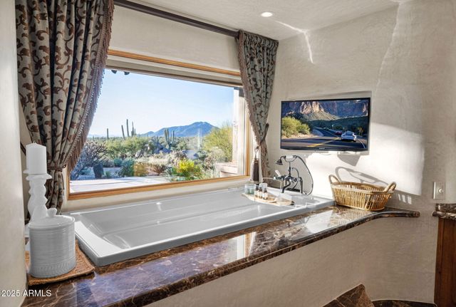 9226 E Preserve Way, Scottsdale, AZ 85262