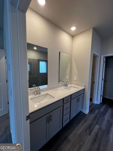 7762 Plymouth Drive, Fairburn, GA 30213