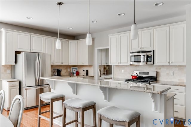 7034 Benhall Cir, Glen Allen, VA 23059