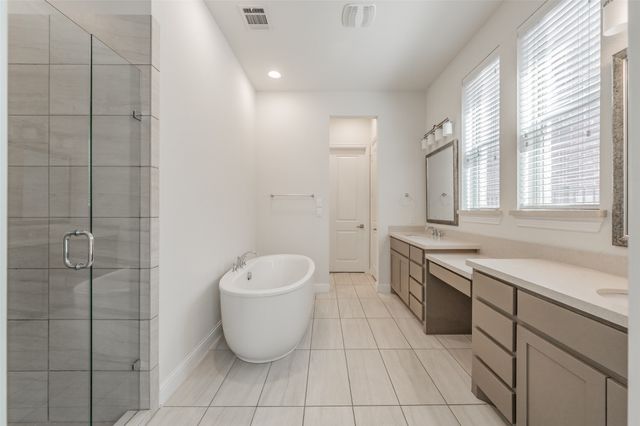 8075 Sunflower Lane, Dallas, TX 75252