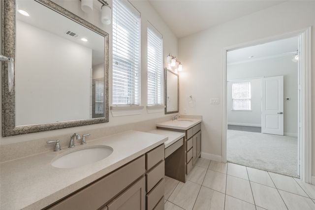 8075 Sunflower Lane, Dallas, TX 75252