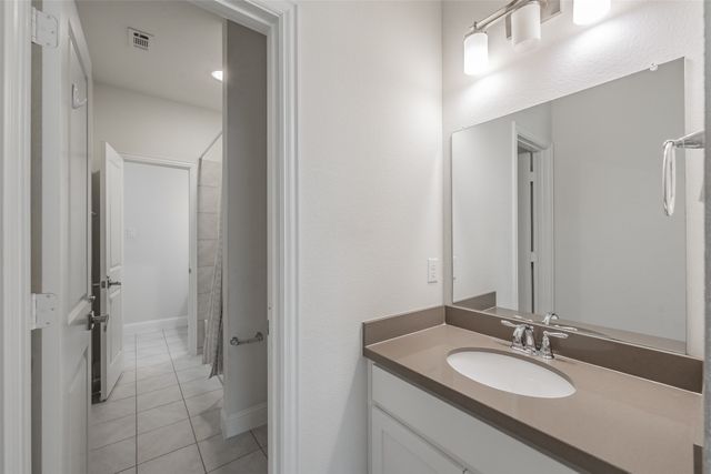 8075 Sunflower Lane, Dallas, TX 75252