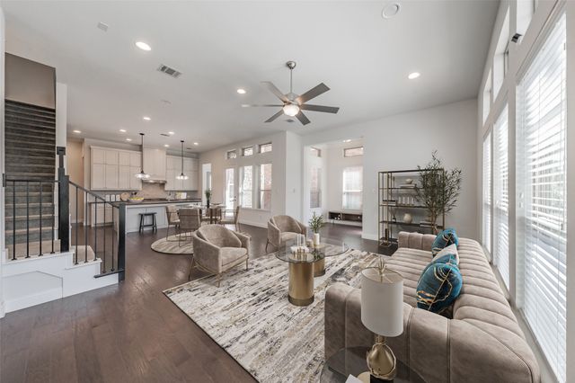 8075 Sunflower Lane, Dallas, TX 75252