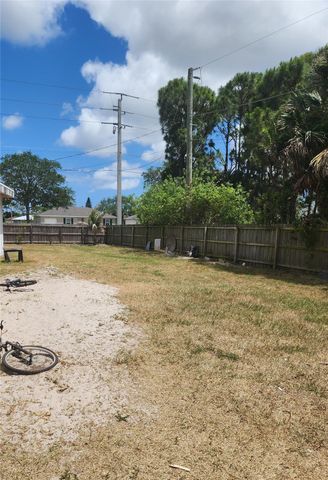 100 SW Todd Ave, Port St Lucie, FL 34983