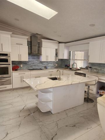 100 SW Todd Ave, Port St Lucie, FL 34983