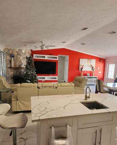 100 SW Todd Ave, Port St Lucie, FL 34983