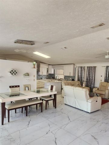 100 SW Todd Ave, Port St Lucie, FL 34983