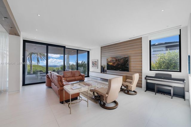 13009 Mar St, Coral Gables, FL 33156