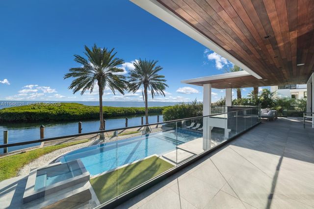 13009 Mar St, Coral Gables, FL 33156