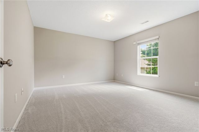 3038 Mahogany Run Circle NW, North Canton, OH 44720