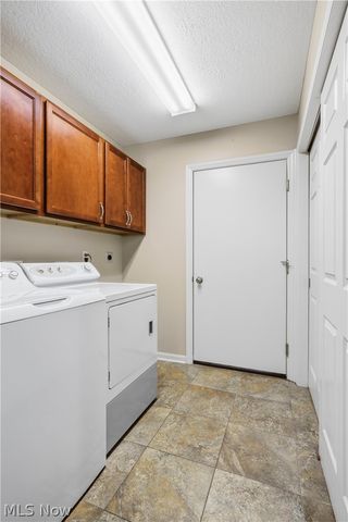 3038 Mahogany Run Circle NW, North Canton, OH 44720