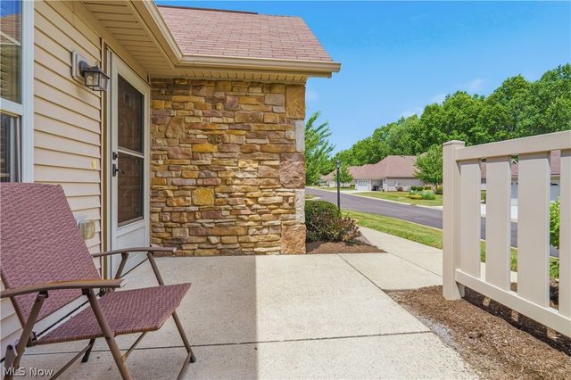 3038 Mahogany Run Circle NW, North Canton, OH 44720