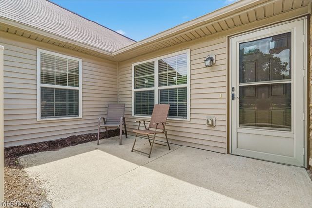 3038 Mahogany Run Circle NW, North Canton, OH 44720