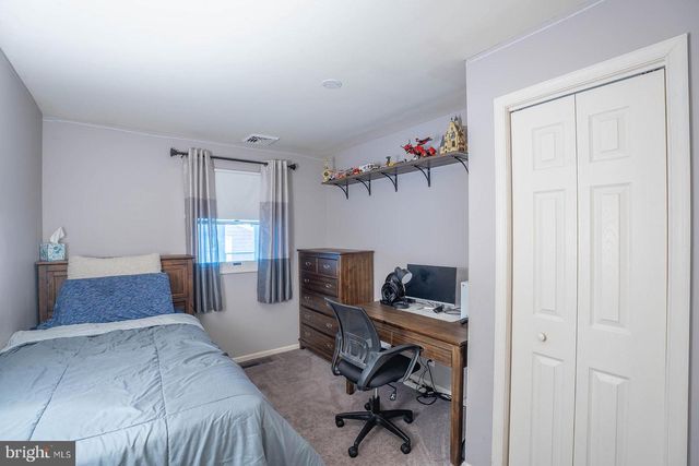 205 YORKSHIRE RD, Fairless Hills, PA 19030