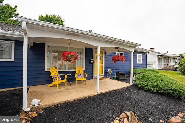 205 YORKSHIRE RD, Fairless Hills, PA 19030