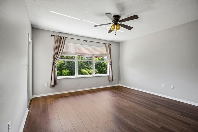 1400 WATER VIEW DRIVE W 202, Largo, FL 33771