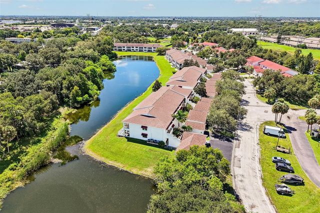 1400 WATER VIEW DRIVE W 202, Largo, FL 33771