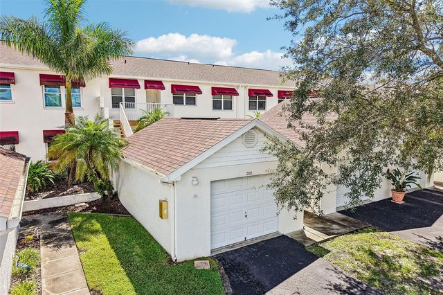 1400 WATER VIEW DRIVE W 202, Largo, FL 33771