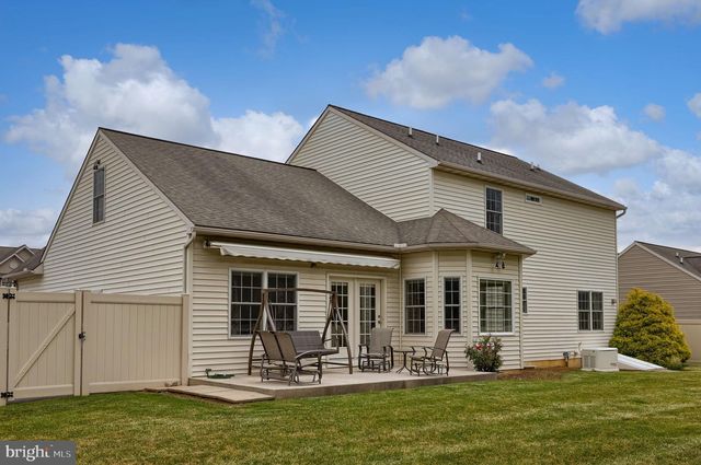 20 LEWISTON CIR, Lancaster, PA 17601