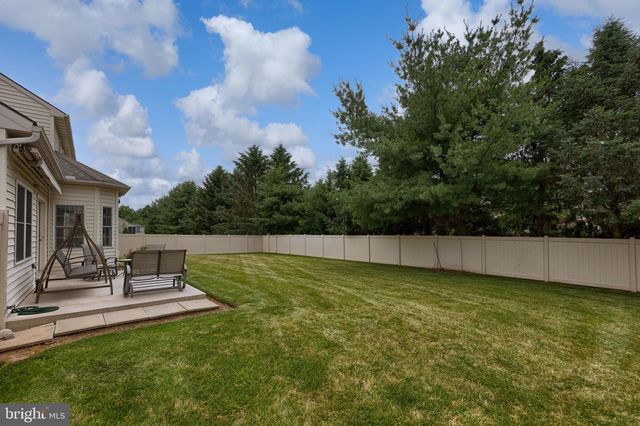 20 LEWISTON CIR, Lancaster, PA 17601