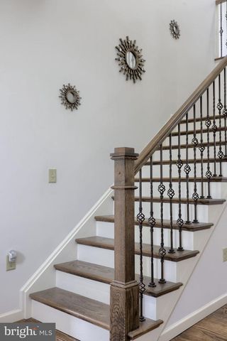 20 LEWISTON CIR, Lancaster, PA 17601