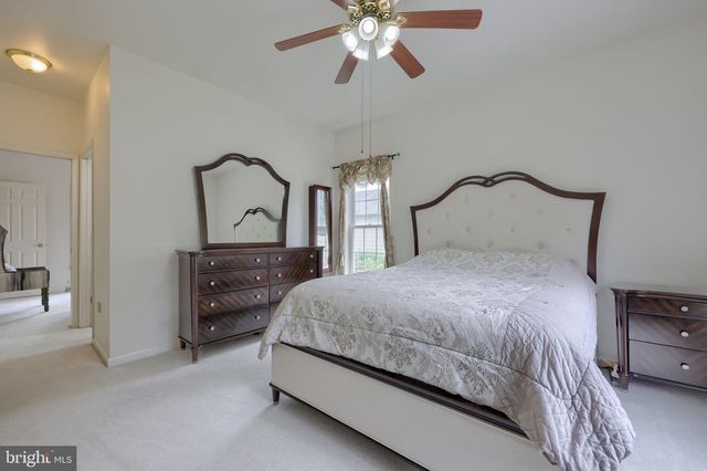 20 LEWISTON CIR, Lancaster, PA 17601