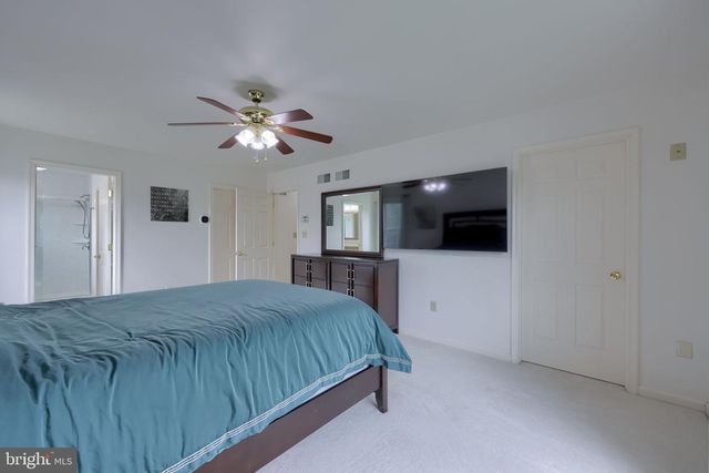 20 LEWISTON CIR, Lancaster, PA 17601