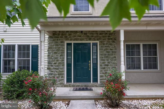 20 LEWISTON CIR, Lancaster, PA 17601