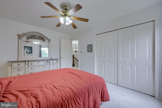 20 LEWISTON CIR, Lancaster, PA 17601