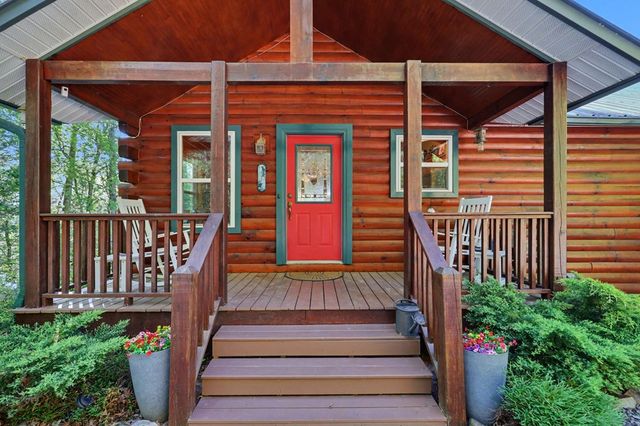 71 Leisure Time Lane, Murphy, NC 28906