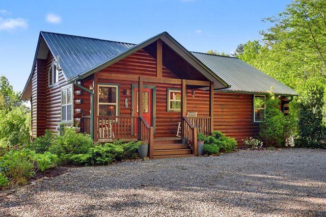 71 Leisure Time Lane, Murphy, NC 28906